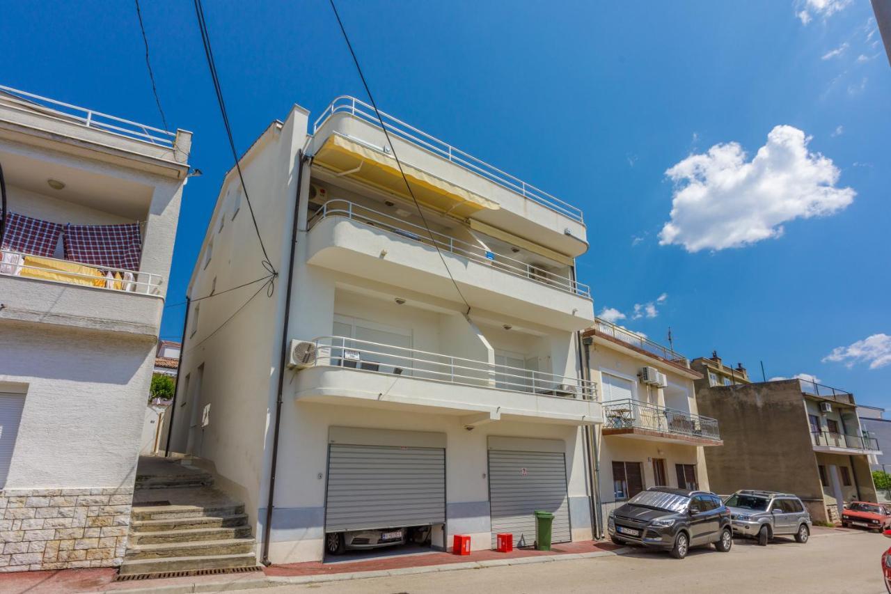 Apartmani Ilicevic Цриквеница Экстерьер фото