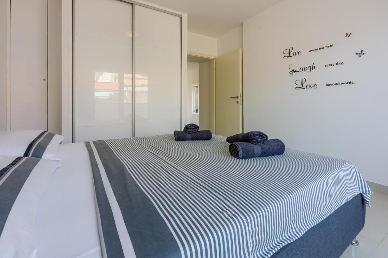 Apartmani Ilicevic Цриквеница Экстерьер фото